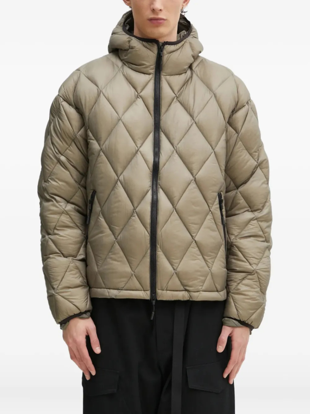 MKI Miyuki Zoku стеганая куртка с капюшоном, зеленый
MKI Miyuki Zoku стеганая куртка с капюшоном, зеленый