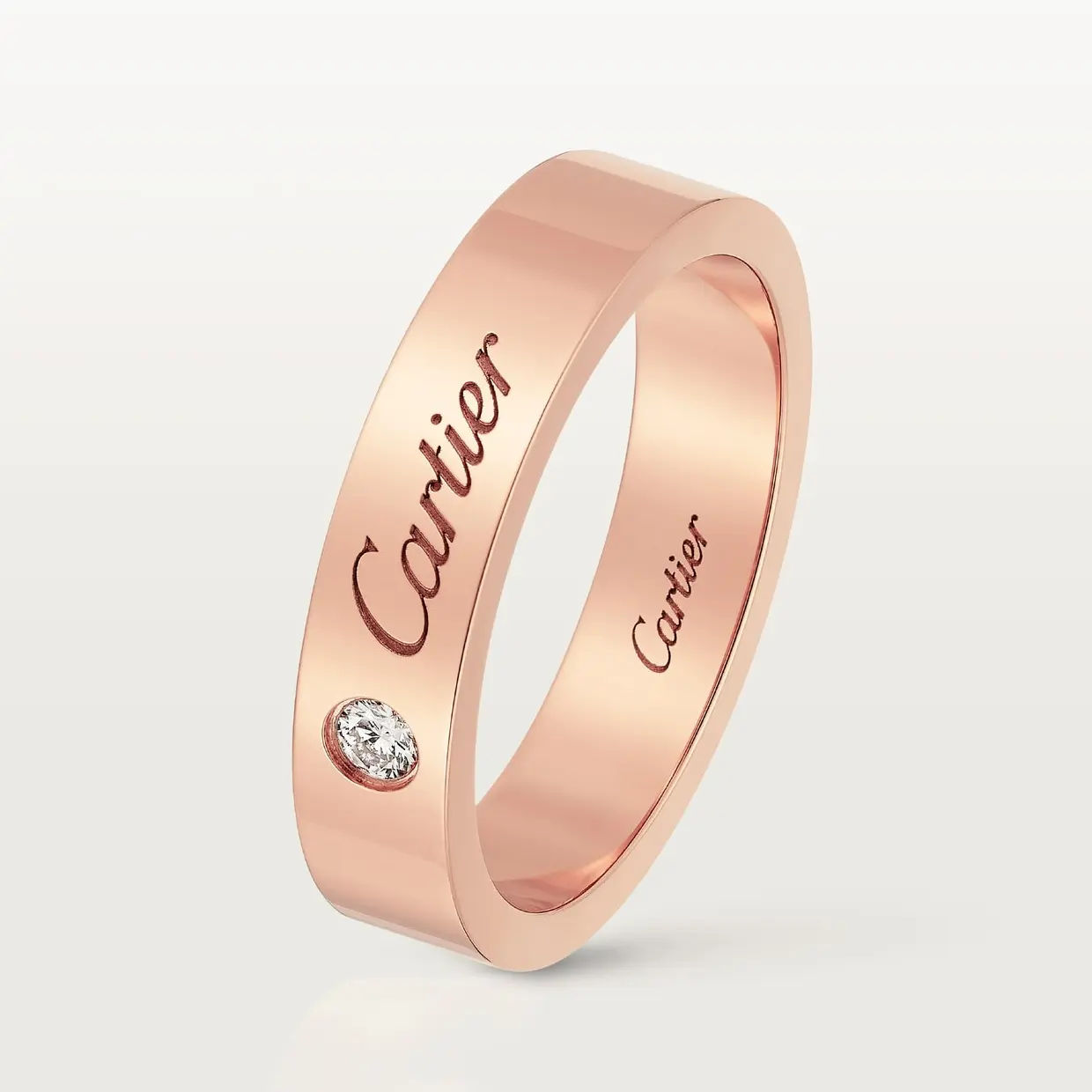 Кольцо Cartier C de Cartier Wedding Flat, 4 мм, розовое золото/бриллиант 
Кольцо Cartier C de Cartier Wedding Flat, 4 мм, розовое золото/бриллиант