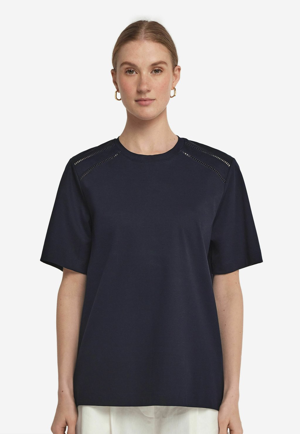 Футболка с принтом Falconeri, цвет Blau
Футболка с принтом Falconeri, цвет Blau