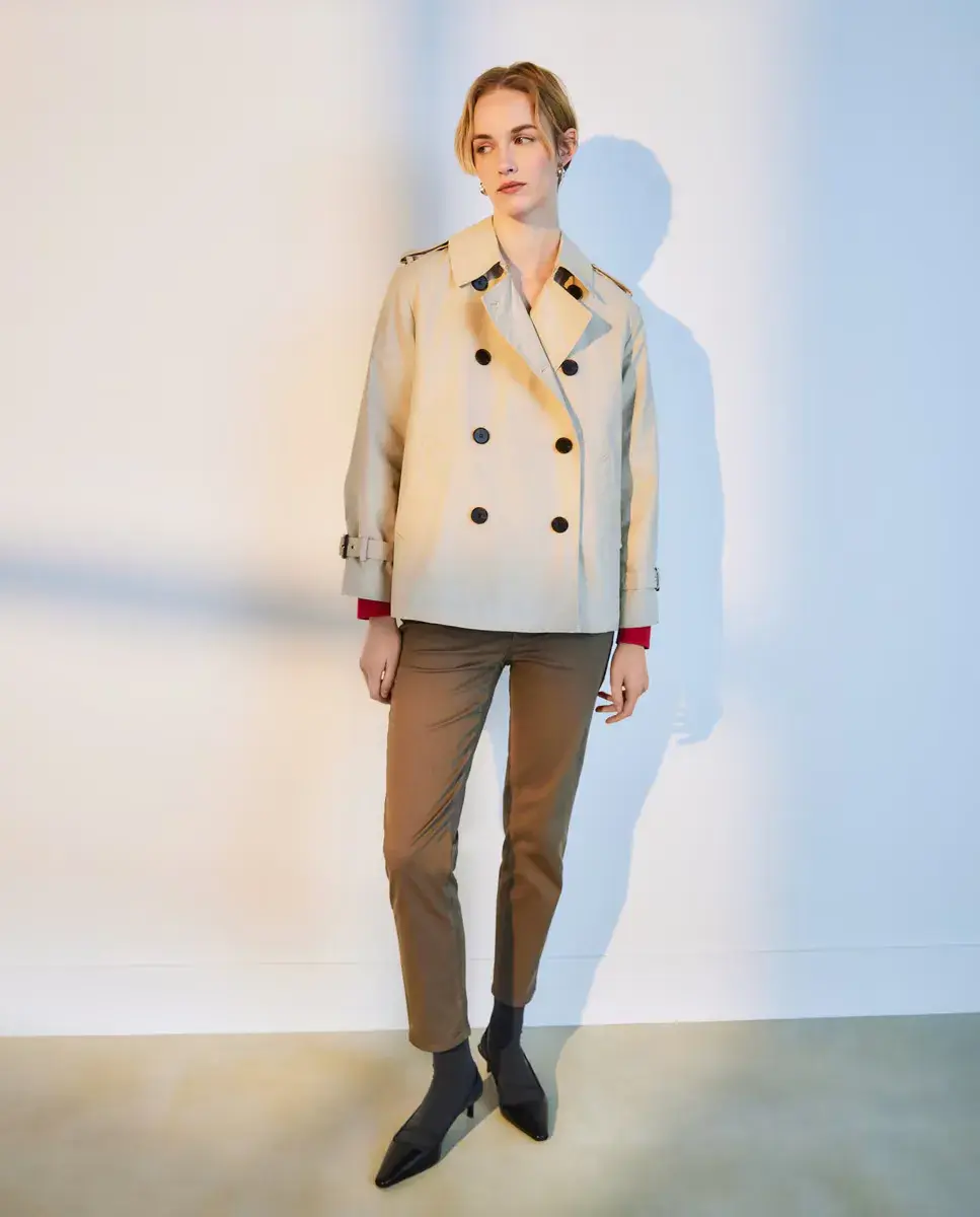 Женский тренч однотонного цвета Woman El Corte Inglés, бежевый
Женский тренч однотонного цвета Woman El Corte Inglés, бежевый