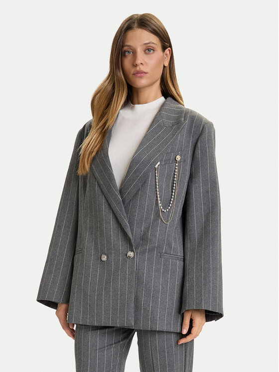 Пиджак regular fit TF0110 Vicolo, серый
Пиджак regular fit TF0110 Vicolo, серый
