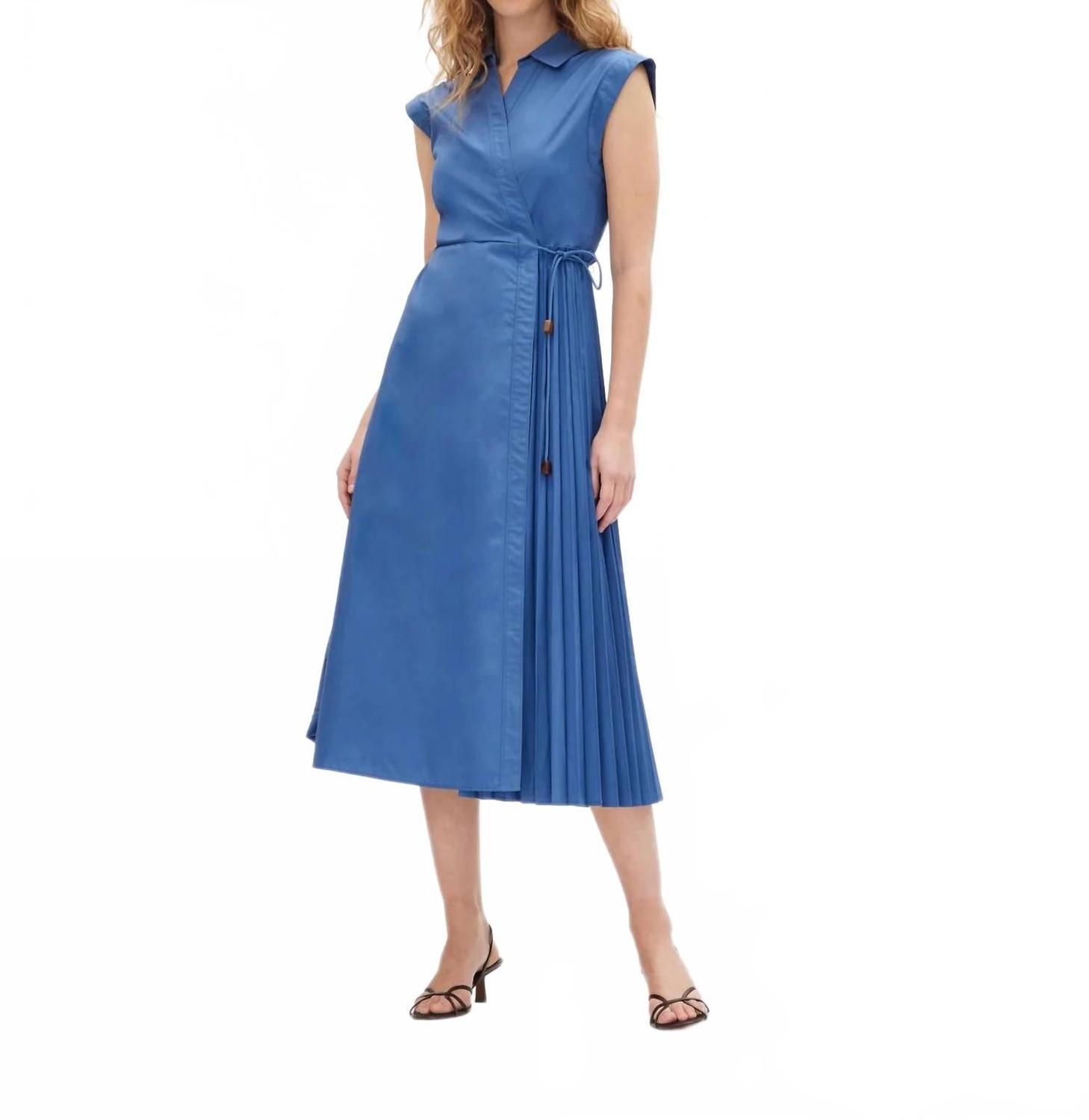 Платье Midi Shivon во французском голубом Tanya Taylor
Платье Midi Shivon во французском голубом Tanya Taylor