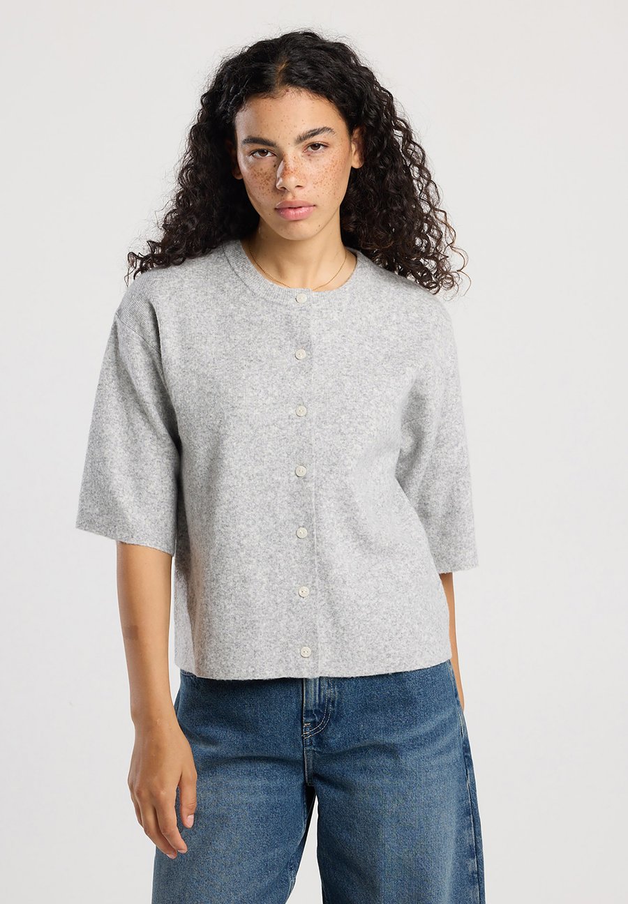 Кардиган America Today KENDALL, Light Grey Melange/Light Grey
Кардиган America Today KENDALL, Light Grey Melange/Light Grey