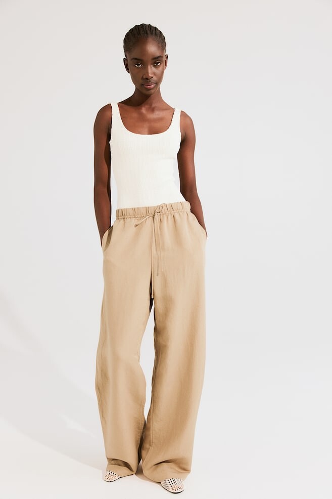 Брюки без застежки из смесового льна H&M, бежевый
Брюки без застежки из смесового льна H&M, бежевый