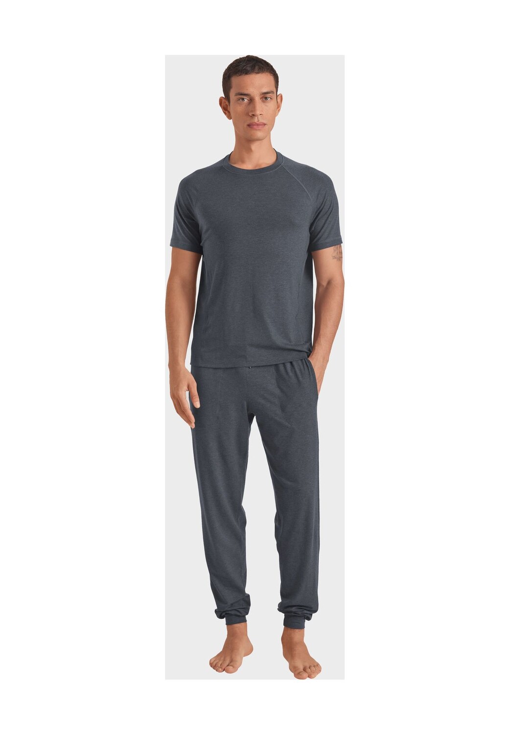 Мужская антибактериальная согревающая пижама Deepsleep-Wear CALIDA, антрацит
Мужская антибактериальная согревающая пижама Deepsleep-Wear CALIDA, антрацит