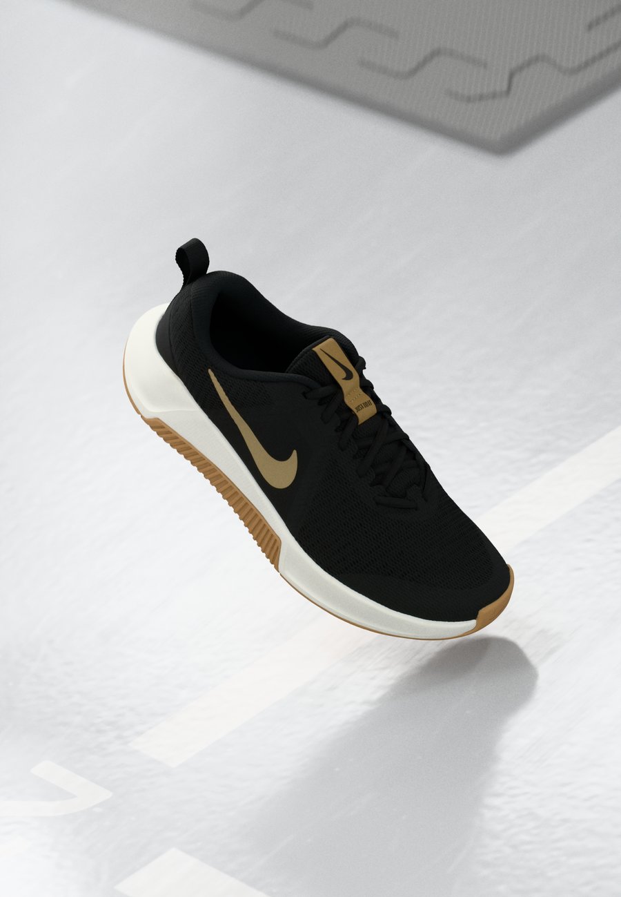 Кроссовки Nike Performance MC 3, Black/Parachute Beige/Sail/Light Brown/Black
Кроссовки Nike Performance MC 3, Black/Parachute Beige/Sail/Light Brown/Black