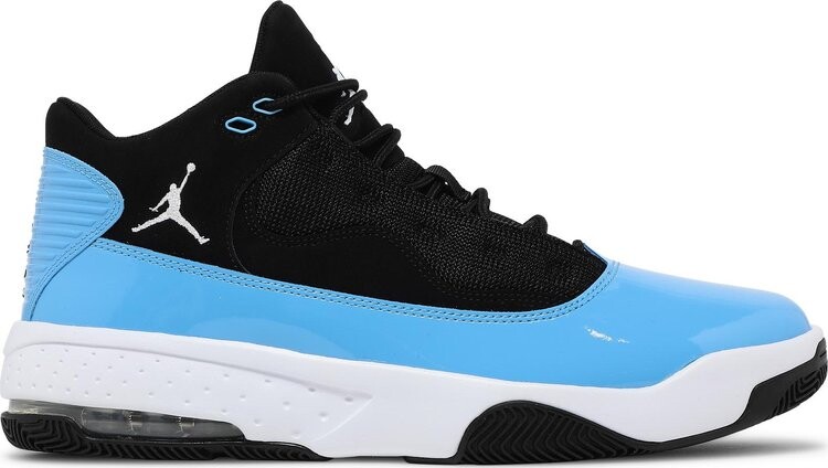 Кроссовки Jordan Max Aura 2 Black University Blue, черный 
Кроссовки Jordan Max Aura 2 Black University Blue, черный