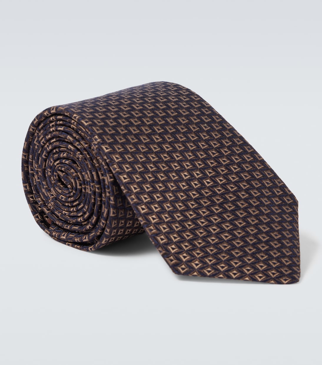 Шелковый галстук жаккард Canali
Шелковый галстук жаккард Canali