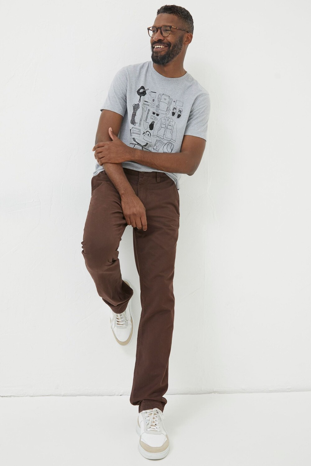 Современные прибрежные брюки с толстым лицом Fat Face, коричневый
Современные прибрежные брюки с толстым лицом Fat Face, коричневый