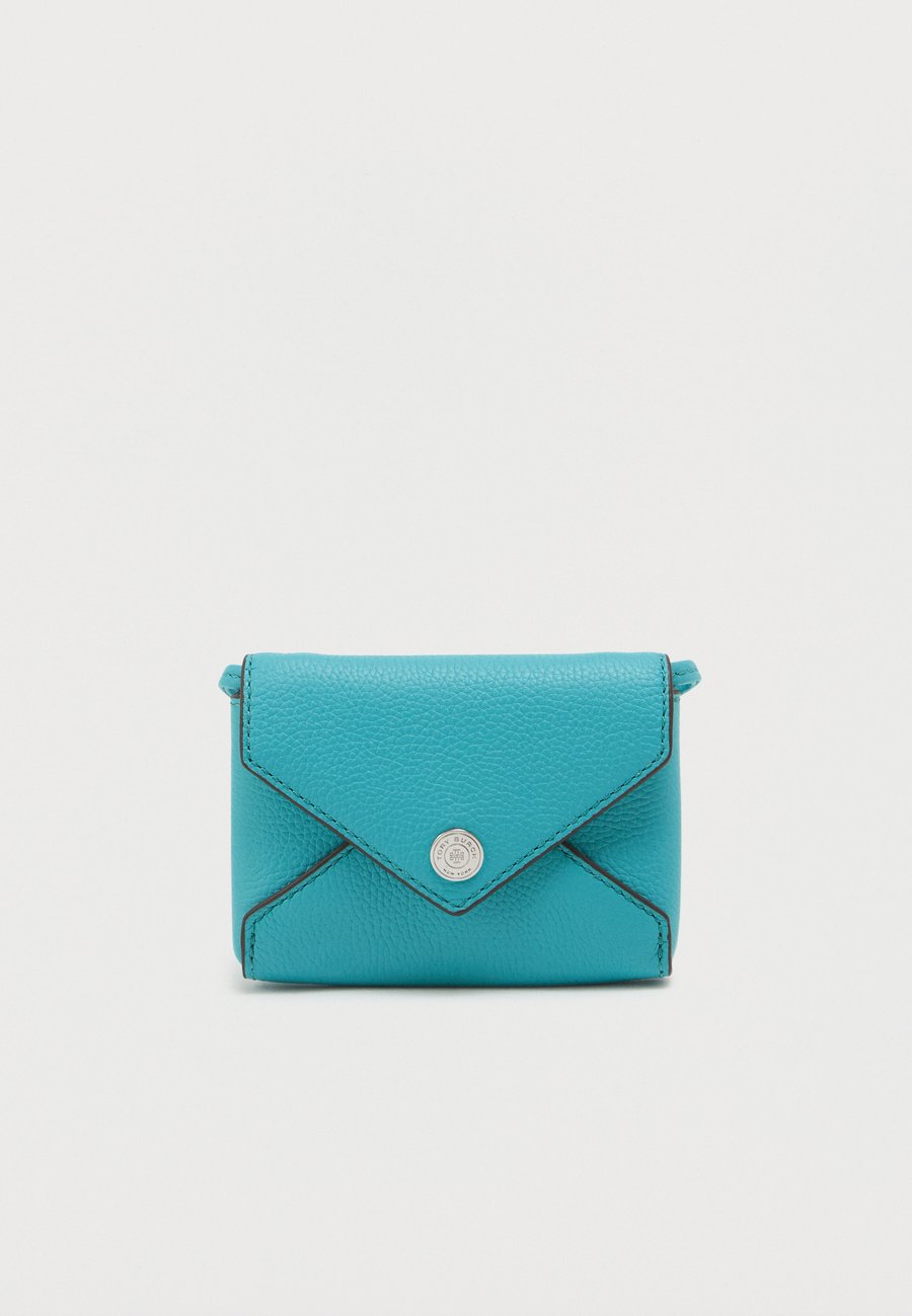 Кошелек Tory Burch CARD CASE LANYARD, Soft Turquoise/Turquoise
Кошелек Tory Burch CARD CASE LANYARD, Soft Turquoise/Turquoise