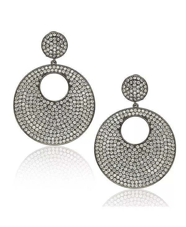 Серьги-Подвески Suzy Levian из стерлингового серебра с крупными открытыми дисками и кубическим цирконием Suzy Levian New York, blackened
Серьги-Подвески Suzy Levian из стерлингового серебра с крупными открытыми дисками и кубическим цирконием Suzy Levian New York, blackened