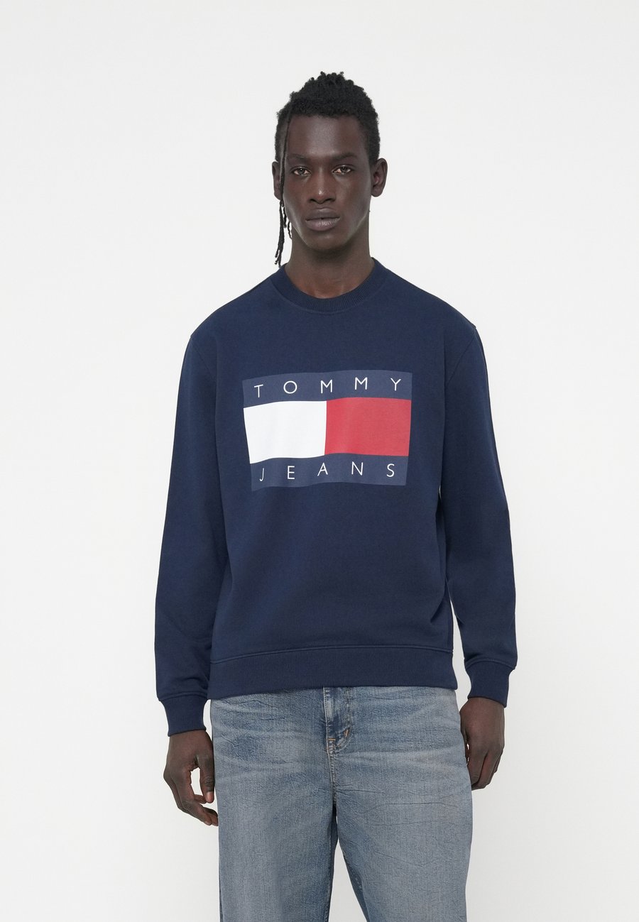 Толстовка Tommy Jeans BIG FLAG, Dark Night Navy/Dark Blue
Толстовка Tommy Jeans BIG FLAG, Dark Night Navy/Dark Blue