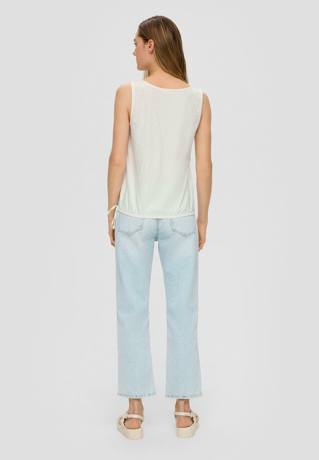 Блуза ÄRMELLOSES MIT STICKEREI s.Oliver, кремовый
Блуза ÄRMELLOSES MIT STICKEREI s.Oliver, кремовый