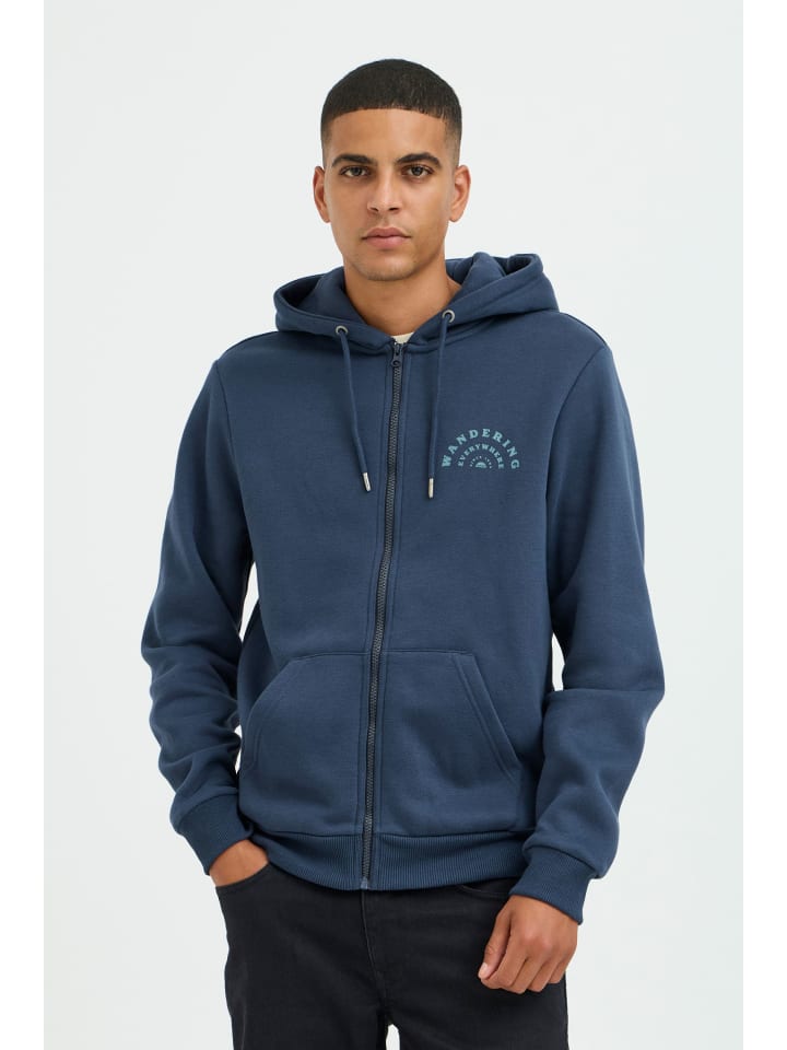 Толстовка BLEND Sweatjacke BHSweatshirt 20717190 lässige Kapuzensweatjacke, синий
Толстовка BLEND Sweatjacke BHSweatshirt 20717190 lässige Kapuzensweatjacke, синий