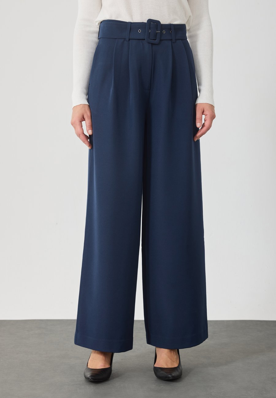 Брюки Anna Field Trousers, Navy/Dark Blue
Брюки Anna Field Trousers, Navy/Dark Blue