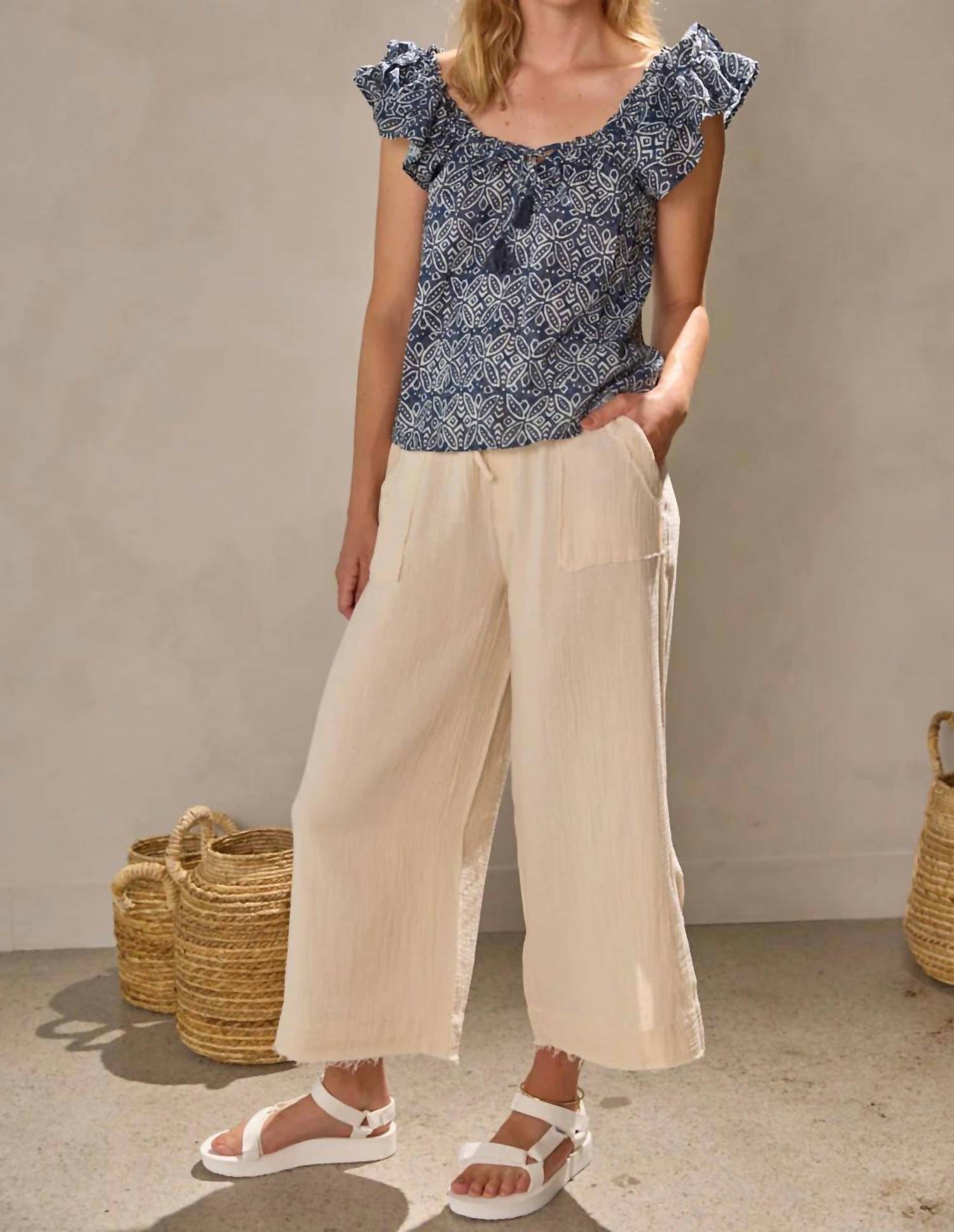 Летние брюки бежевого цвета Clair MELISSA NEPTON
Летние брюки бежевого цвета Clair MELISSA NEPTON