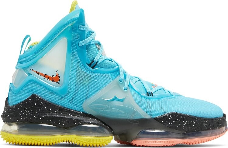 Кроссовки Nike LeBron 19 'Christmas', синий
Кроссовки Nike LeBron 19 'Christmas', синий