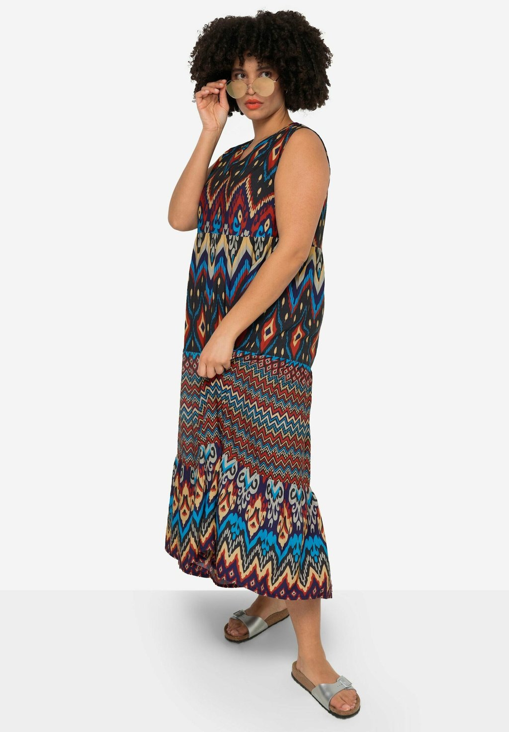 Платье макси A-LINIE GRAFISCHER DRUCK -AUSSCHNITT ÄRMELLOS Angel of Style, желтый
Платье макси A-LINIE GRAFISCHER DRUCK -AUSSCHNITT ÄRMELLOS Angel of Style, желтый