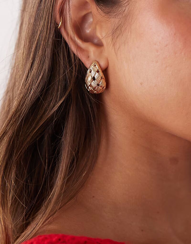 Винтажные серьги-кольца с пухлыми нитями из золота Reclaimed Vintage
Винтажные серьги-кольца с пухлыми нитями из золота Reclaimed Vintage