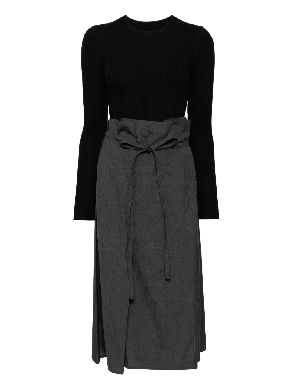 Платье в технике пэчворк с длинными рукавами LESS, черный
Платье в технике пэчворк с длинными рукавами LESS, черный