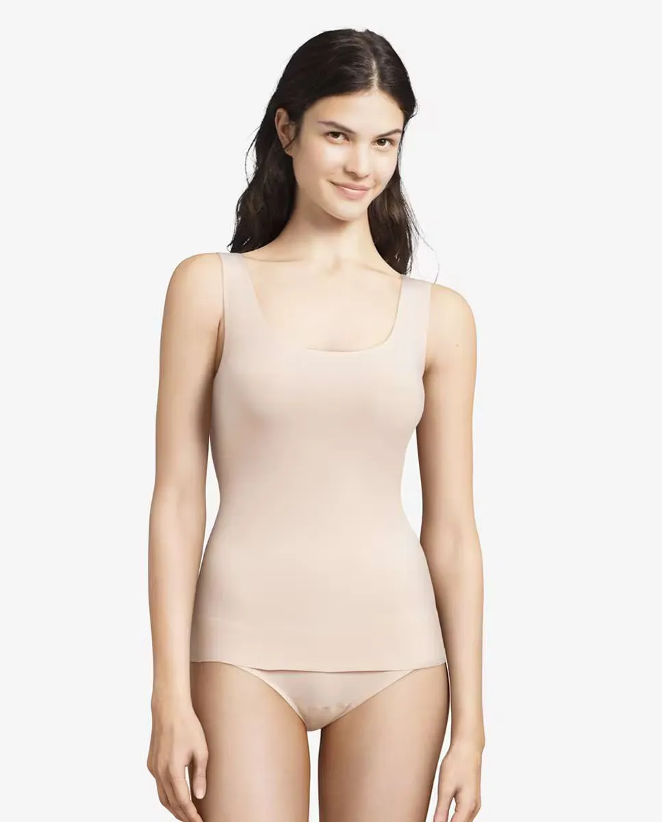 Женская мягкая эластичная майка с эффектом второй кожи Chantelle, цвет Nude
Женская мягкая эластичная майка с эффектом второй кожи Chantelle, цвет Nude