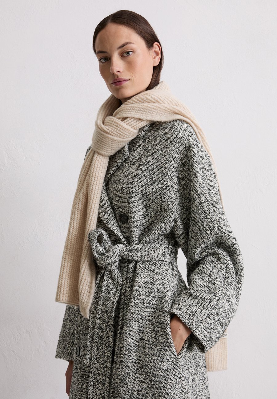Шарф Marc O'Polo Scarf, Natural Stone/Beige
Шарф Marc O'Polo Scarf, Natural Stone/Beige