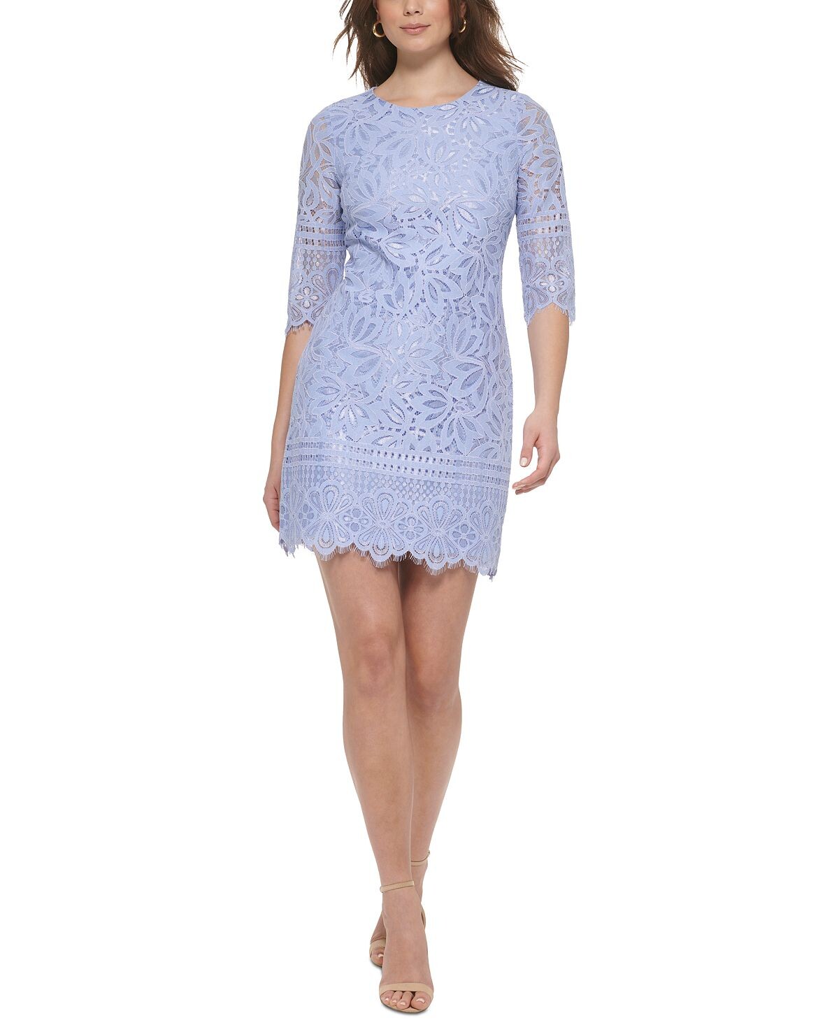 Кружевное платье-футляр kensie
Кружевное платье-футляр kensie