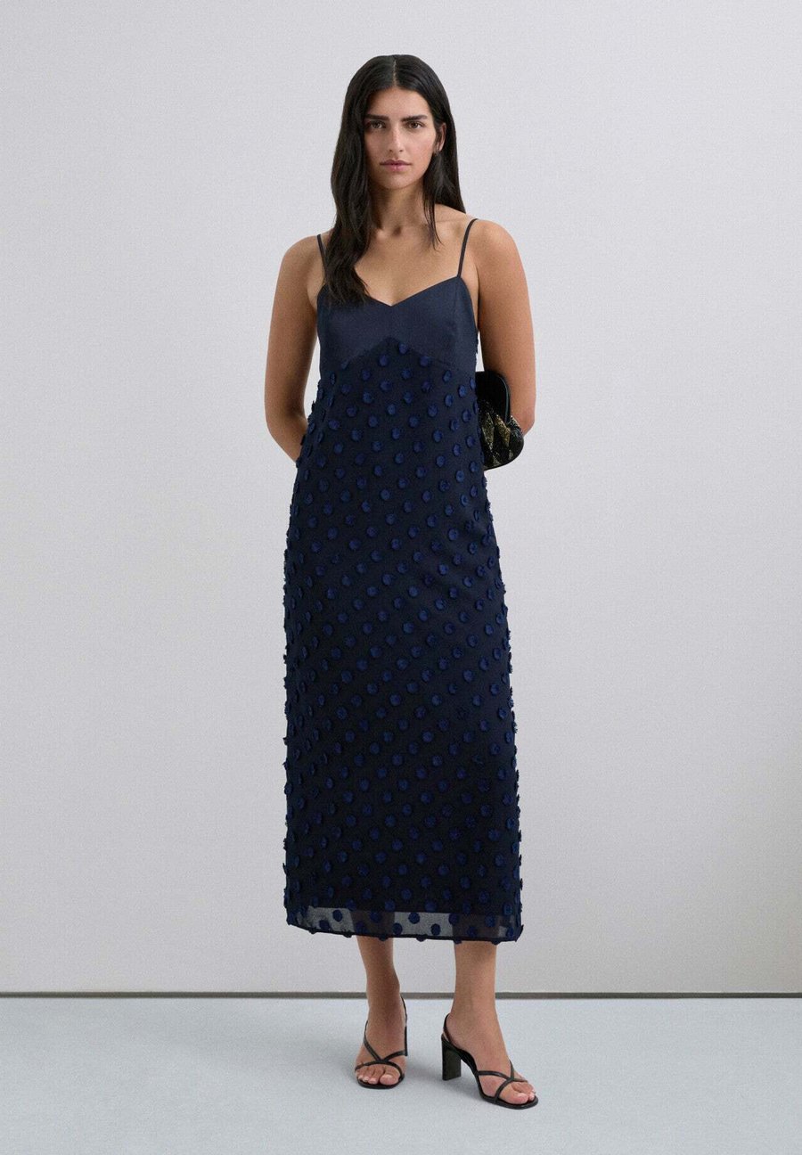 Платье Scalpers Day dress, Navy/Dark Blue
Платье Scalpers Day dress, Navy/Dark Blue