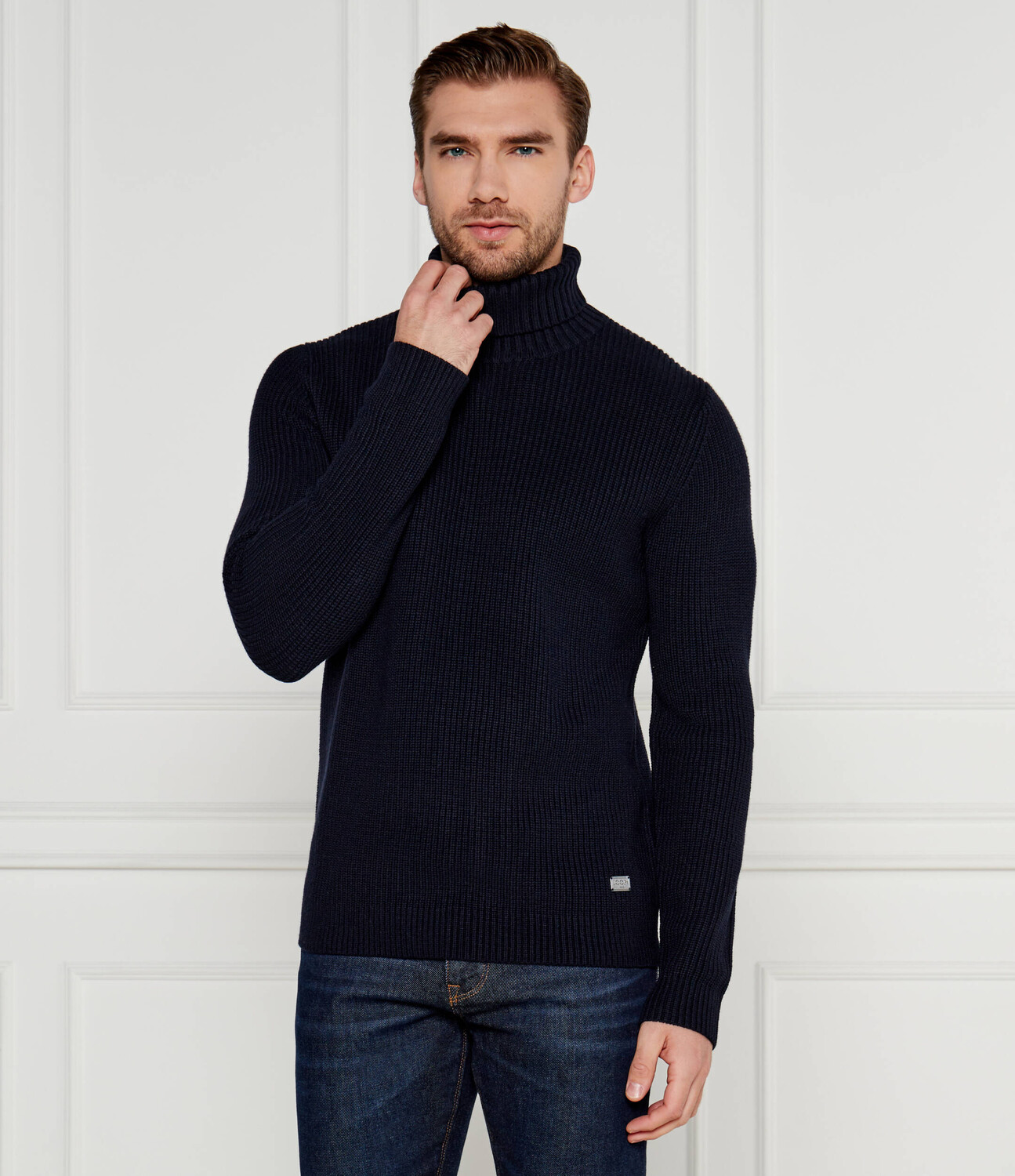 Свитер Joop! Jeans JJK-03Orlino Modern fit, темно-синий
Свитер Joop! Jeans JJK-03Orlino Modern fit, темно-синий