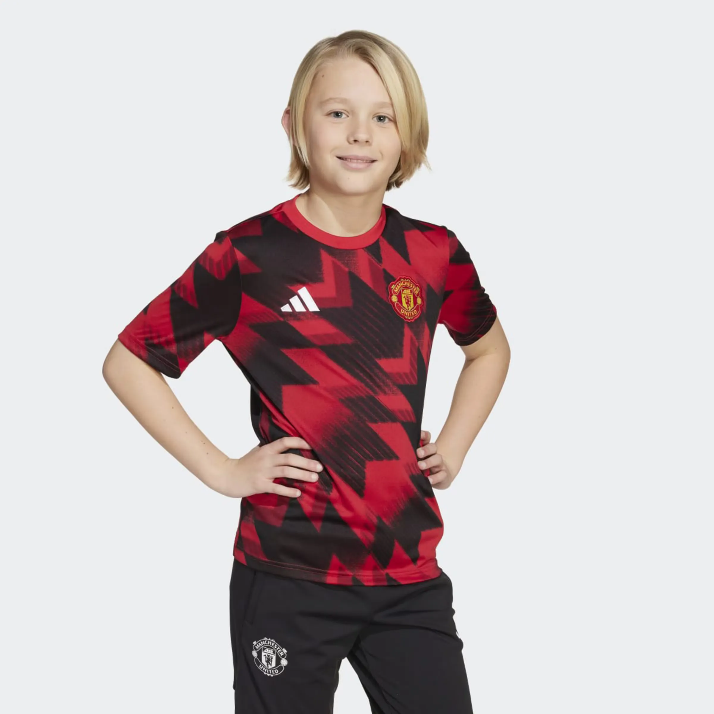 Детская футболка Manchester United FC 2025-2026 Тренировочная adidas, красный/черный
Детская футболка Manchester United FC 2025-2026 Тренировочная adidas, красный/черный