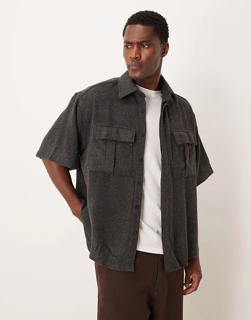 Рубашка свободного кроя ASOS DESIGN коричневого цвета с начесом
Рубашка свободного кроя ASOS DESIGN коричневого цвета с начесом