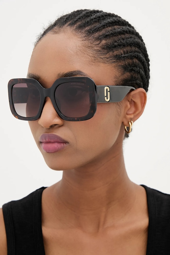 Солнцезащитные очки Marc Jacobs, коричневый
Солнцезащитные очки Marc Jacobs, коричневый