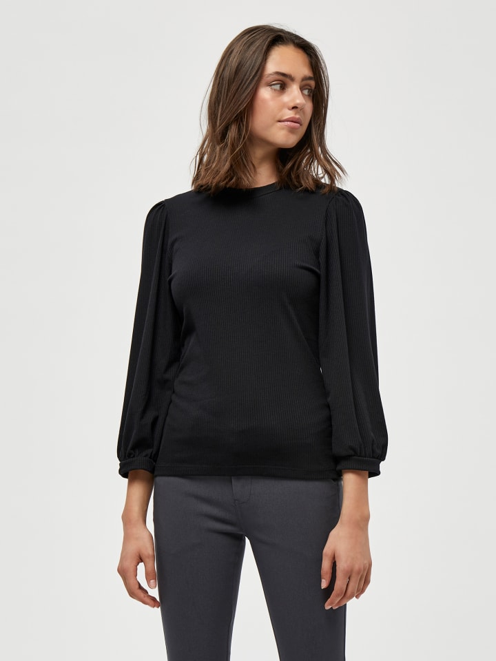 Футболка черного цвета minus
Футболка черного цвета minus