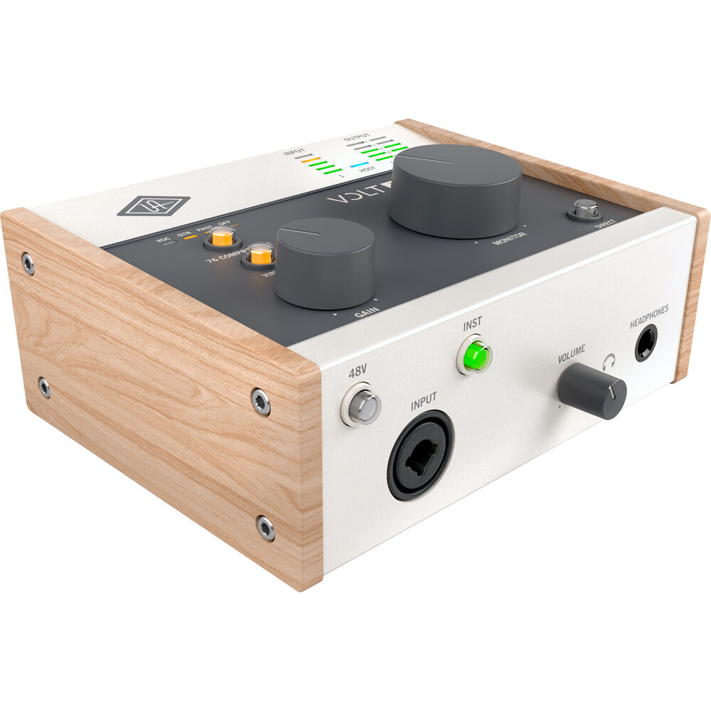 Портативный аудио/MIDI-интерфейс Universal Audio Volt 176 1x2 USB Type-C со встроенным компрессором
Портативный аудио/MIDI-интерфейс Universal Audio Volt 176 1x2 USB Type-C со встроенным компрессором