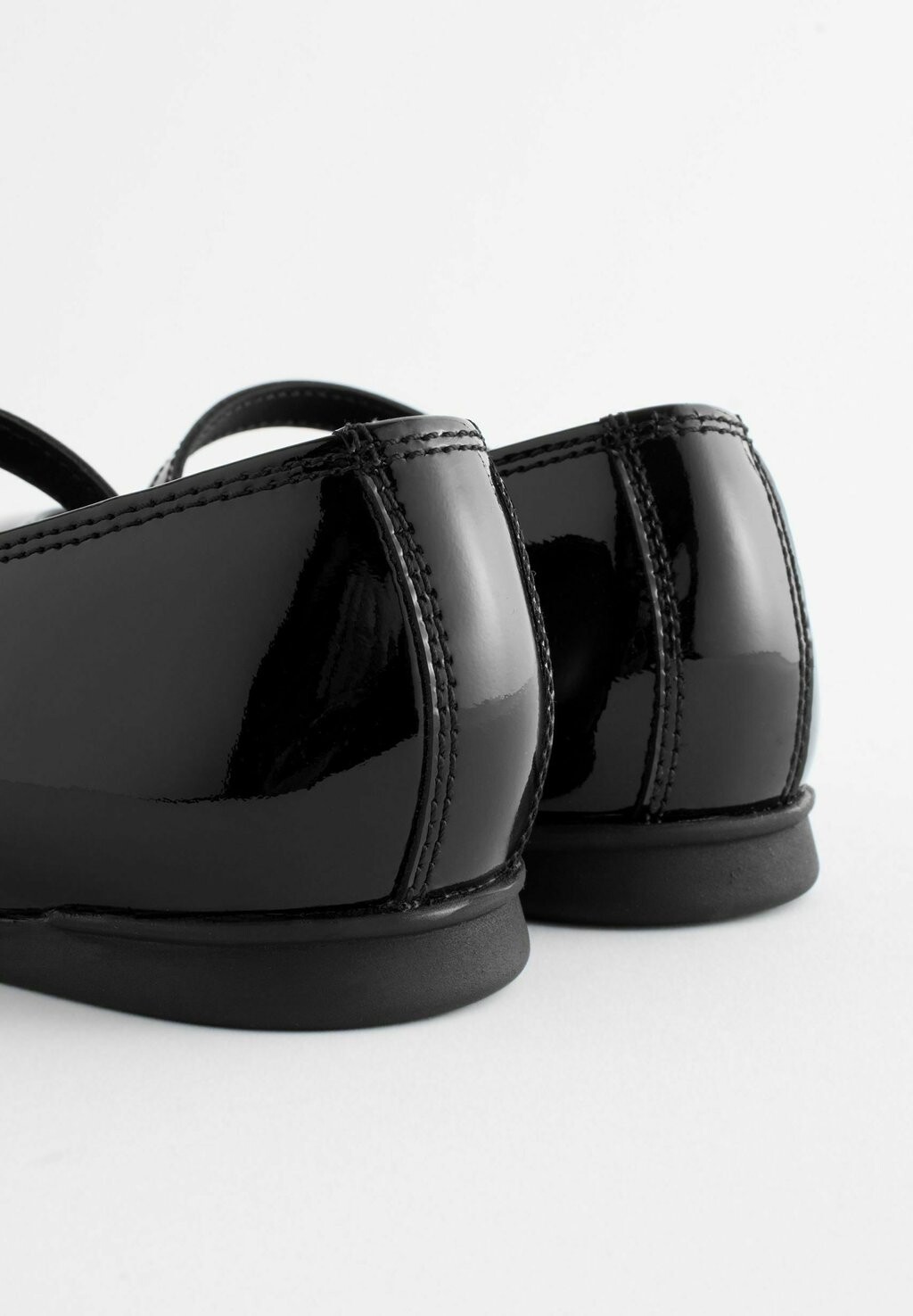 Балетки с пряжкой MARY JANE Next, черный
Балетки с пряжкой MARY JANE Next, черный