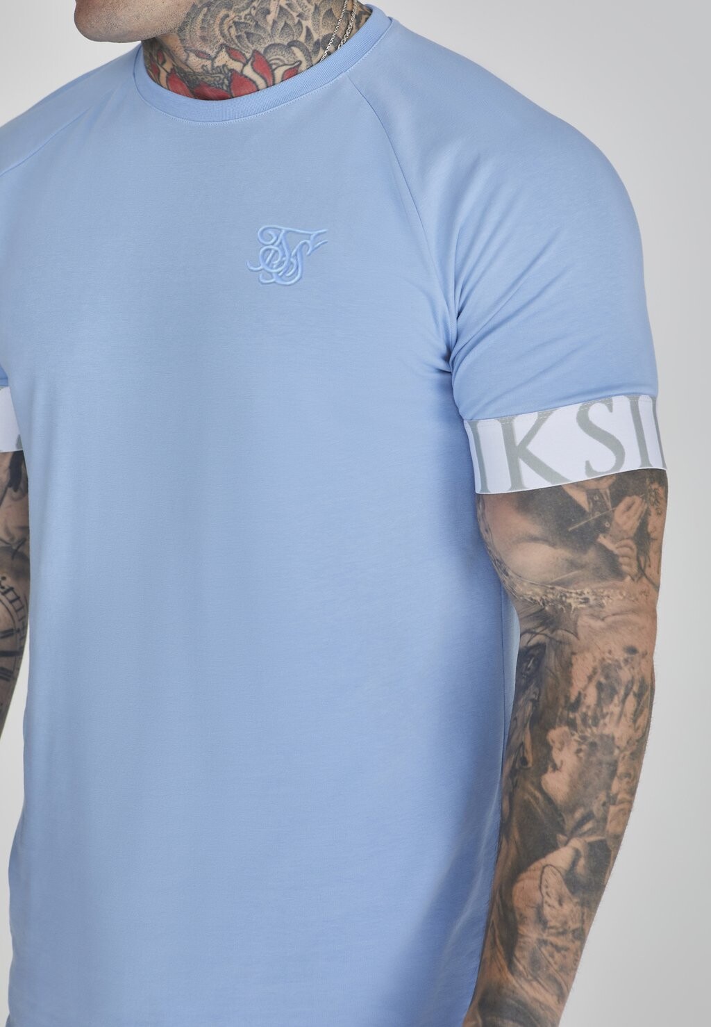 Футболка с принтом TECH SIKSILK, синий
Футболка с принтом TECH SIKSILK, синий