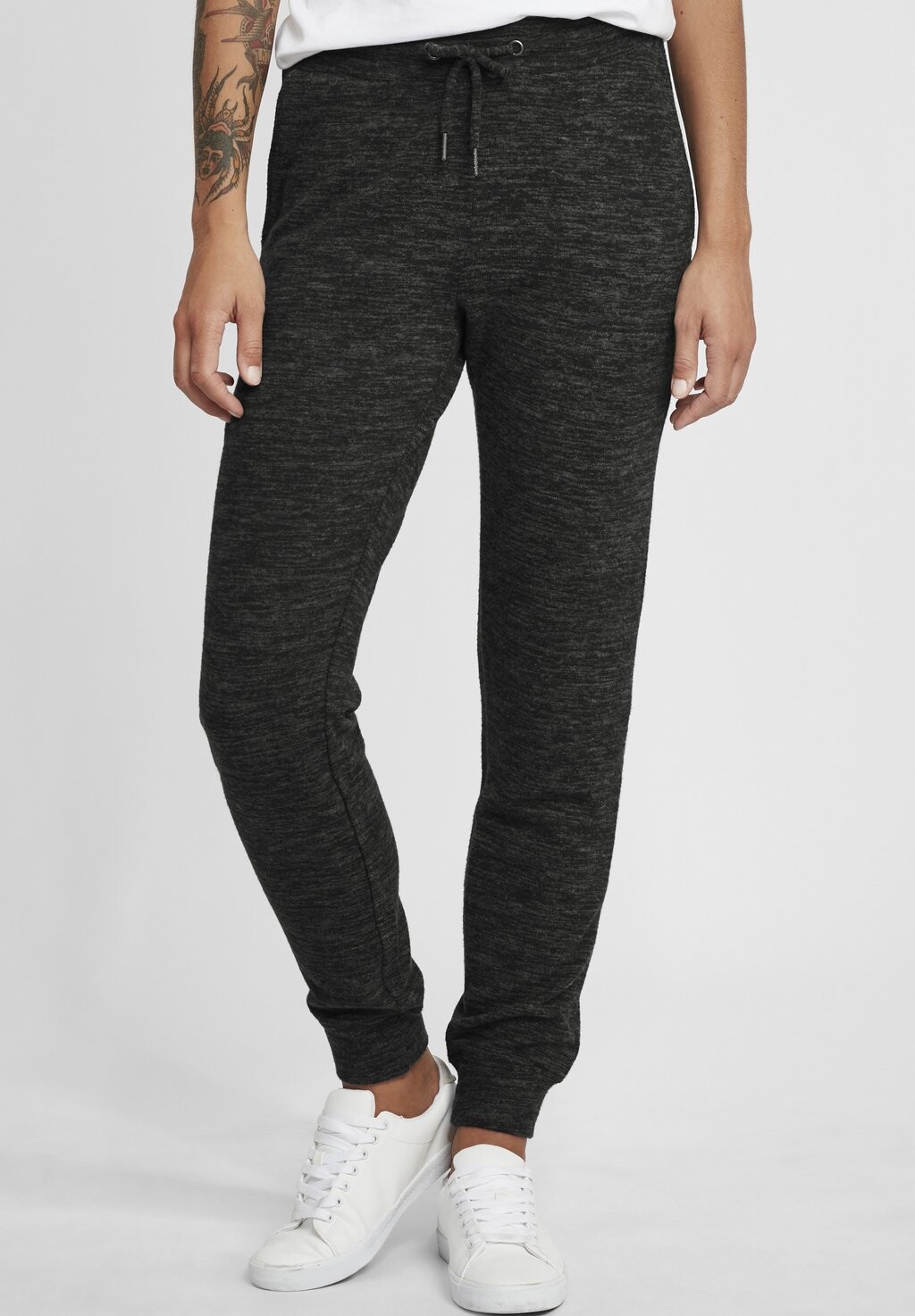 Брюки спортивные OXBENITA Oxmo, цвет dark grey melange
Брюки спортивные OXBENITA Oxmo, цвет dark grey melange