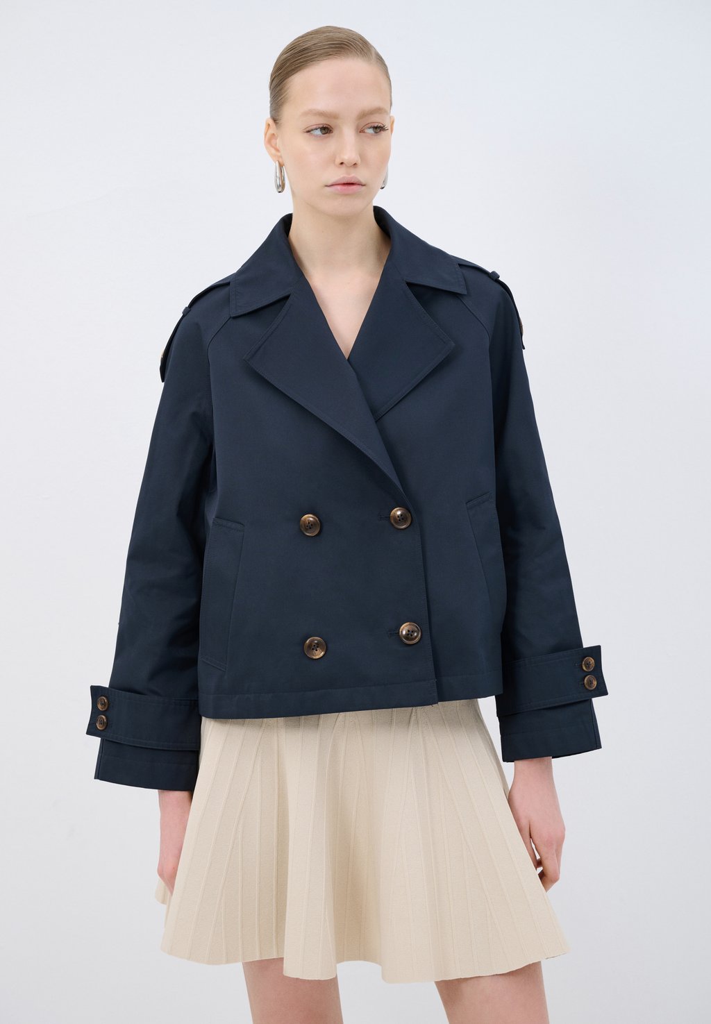 Блейзер adL, темно-синий
Блейзер adL, темно-синий