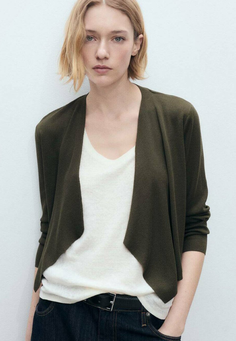 Кардиган CASCADA Mango, темно-зеленый
Кардиган CASCADA Mango, темно-зеленый