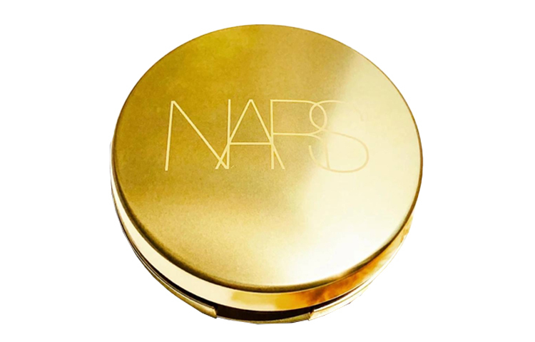 Женские Air Cushions NARS, золотой box + air cushion Namsan
Женские Air Cushions NARS, золотой box + air cushion Namsan