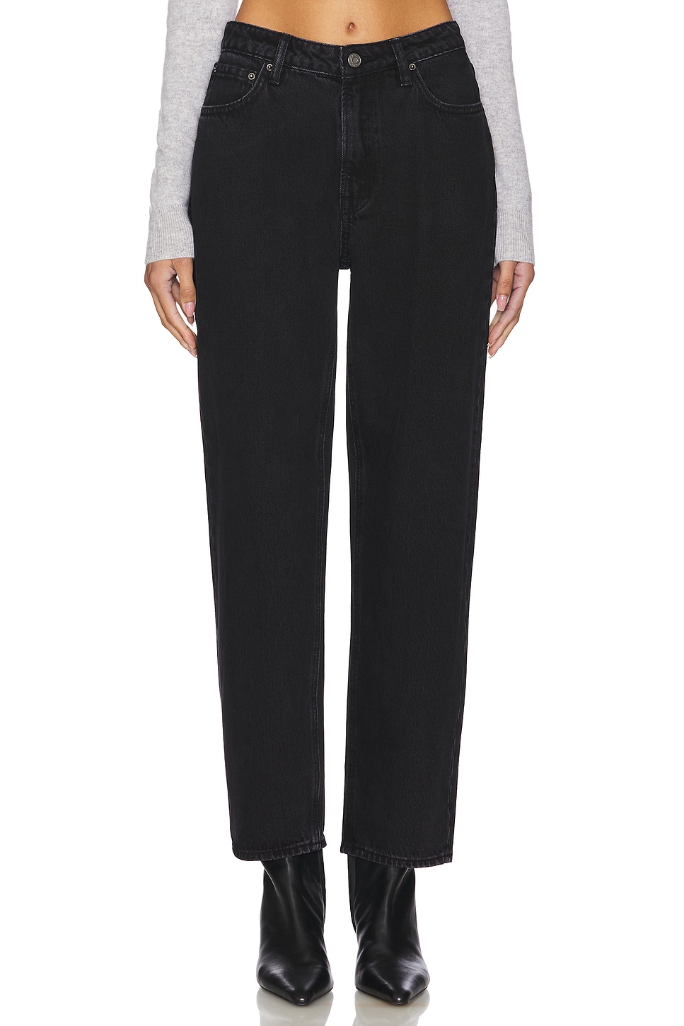 Eva свободные джинсы 90-х Grlfrnd, цвет niseko
Eva свободные джинсы 90-х Grlfrnd, цвет niseko