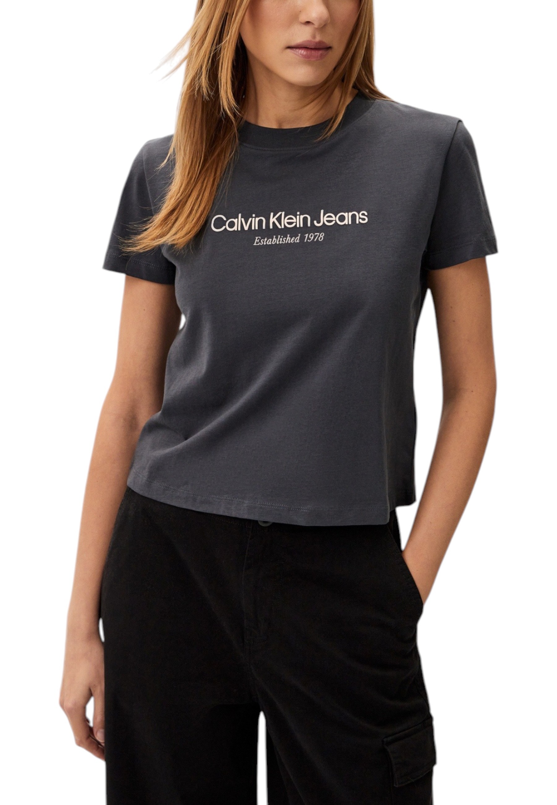 Футболка Calvin Klein Jeans
Футболка Calvin Klein Jeans