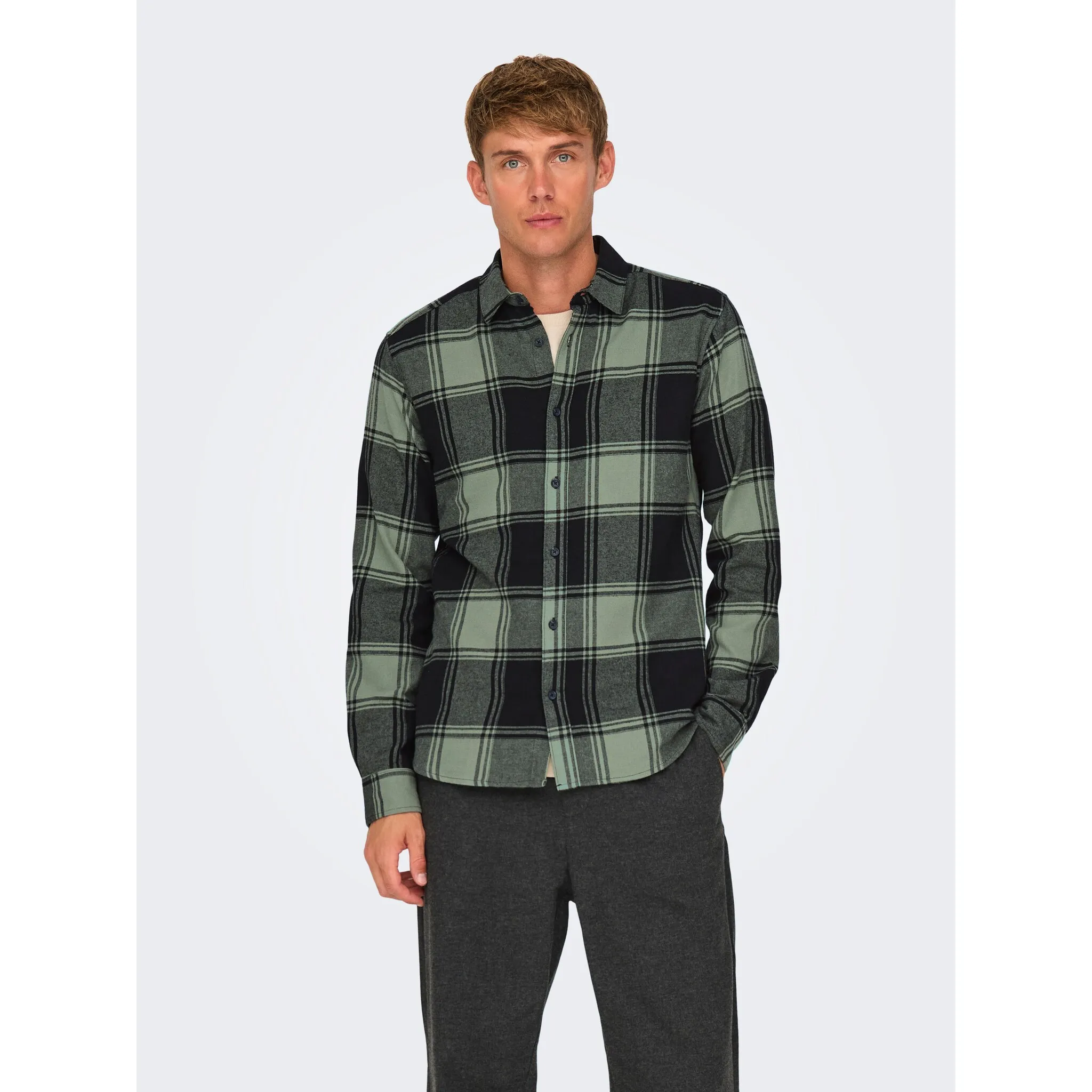 Рубашка в клетку ONLY & SONS "GUDMUND LS CHECKED SHIRT", цвет Black Checks:Big Sea Spray
Рубашка в клетку ONLY & SONS "GUDMUND LS CHECKED SHIRT", цвет Black Checks:Big Sea Spray