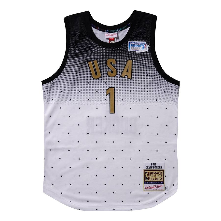 Джерси Mitchell & Ness x NBA All-Star USA 2016-17 Jersey 'Devin Booker 1', белый
Джерси Mitchell & Ness x NBA All-Star USA 2016-17 Jersey 'Devin Booker 1', белый