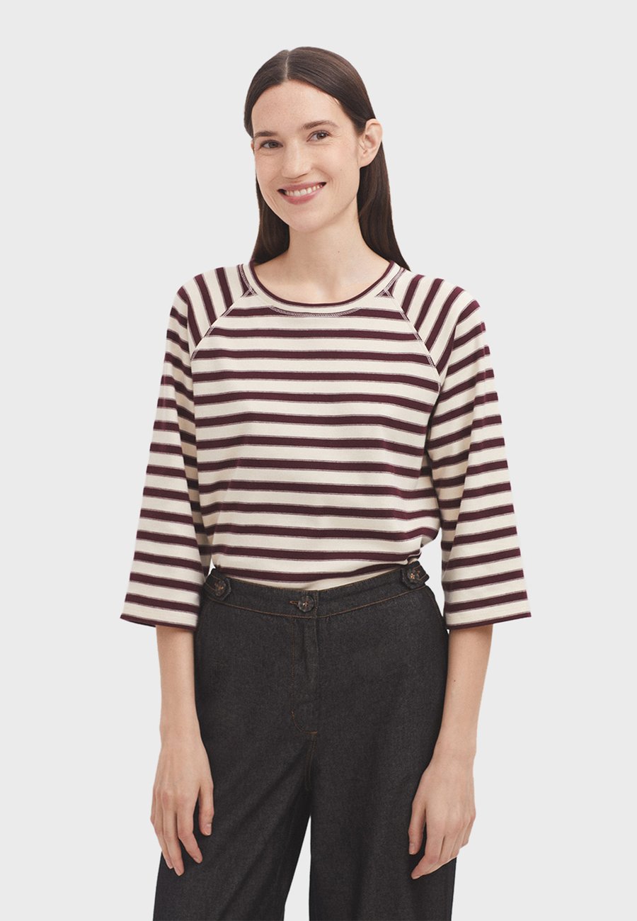 Топ Nice Things Long sleeved top, Off White/Off-White
Топ Nice Things Long sleeved top, Off White/Off-White