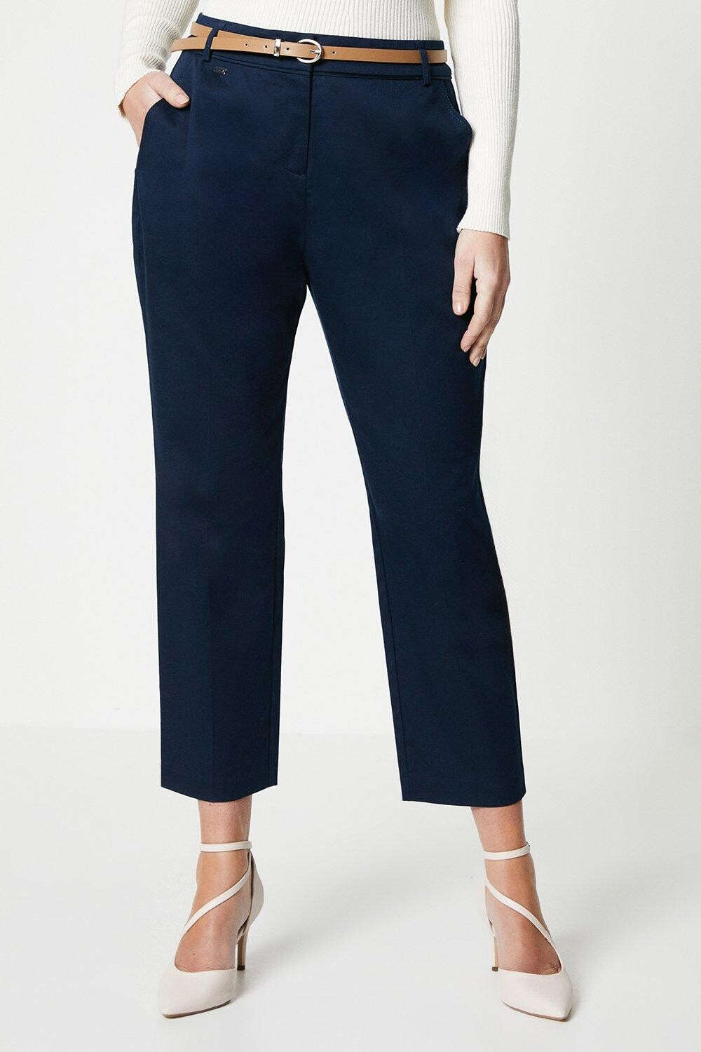 Эластичные брюки-сигареты Petite с поясом Wallis, темно-синий
Эластичные брюки-сигареты Petite с поясом Wallis, темно-синий