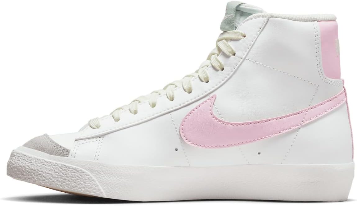 Кроссовки Nike Boys Air Force 1 Mid Le (Big Kid), Summit White Pink Foam
Кроссовки Nike Boys Air Force 1 Mid Le (Big Kid), Summit White Pink Foam