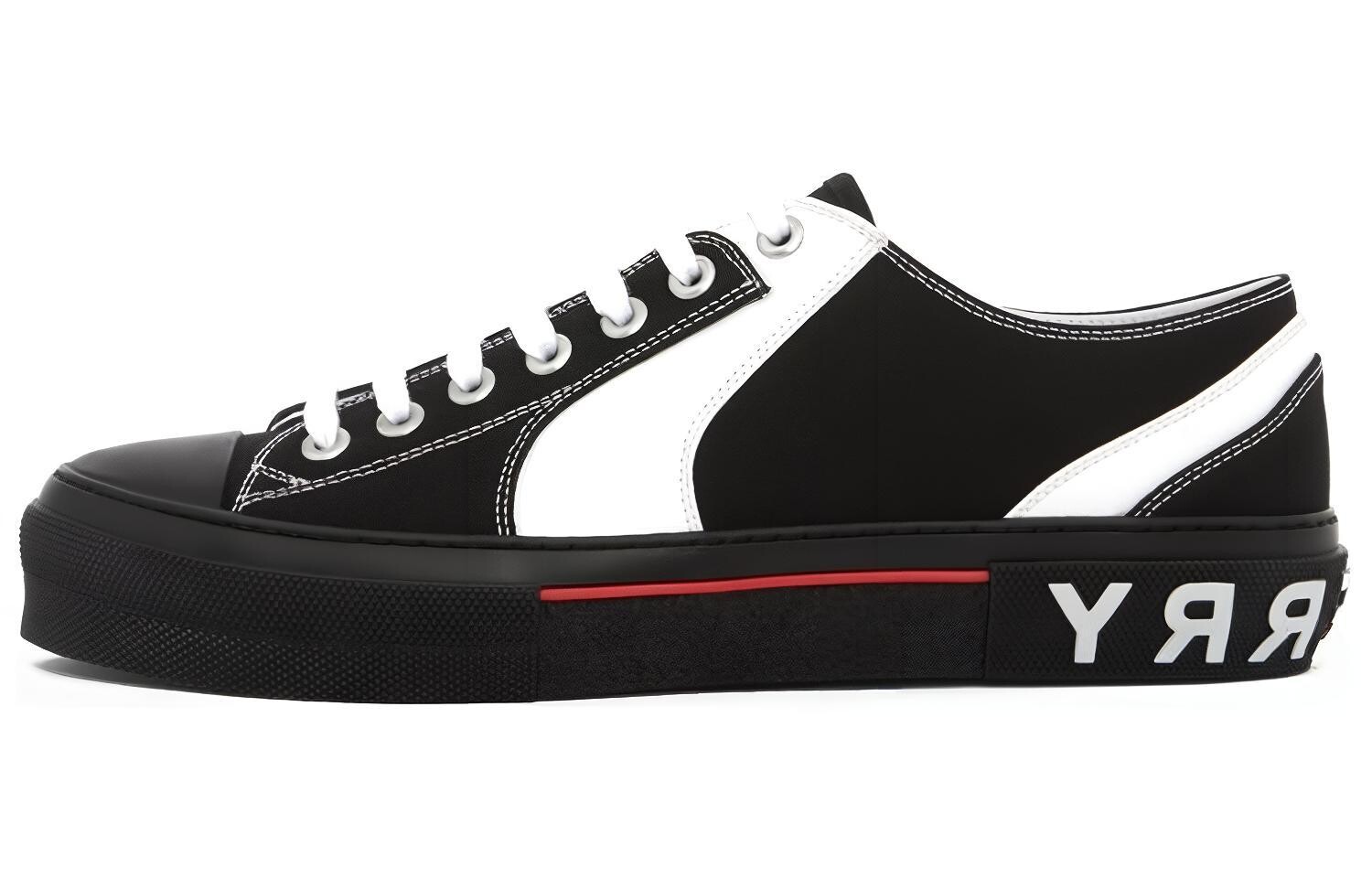 Кроссовки мужские Burberry Colorblock Low Top, черный / белый
Кроссовки мужские Burberry Colorblock Low Top, черный / белый