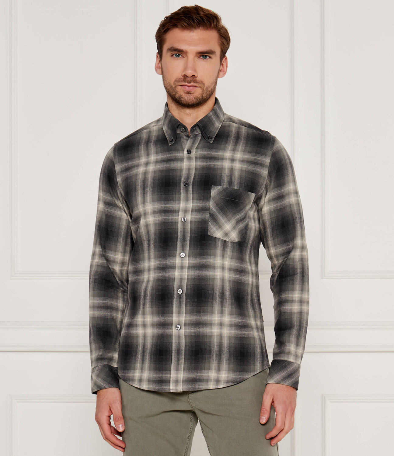 Рубашка BOSS ORANGE Rickert_M Regular Fit, серый
Рубашка BOSS ORANGE Rickert_M Regular Fit, серый