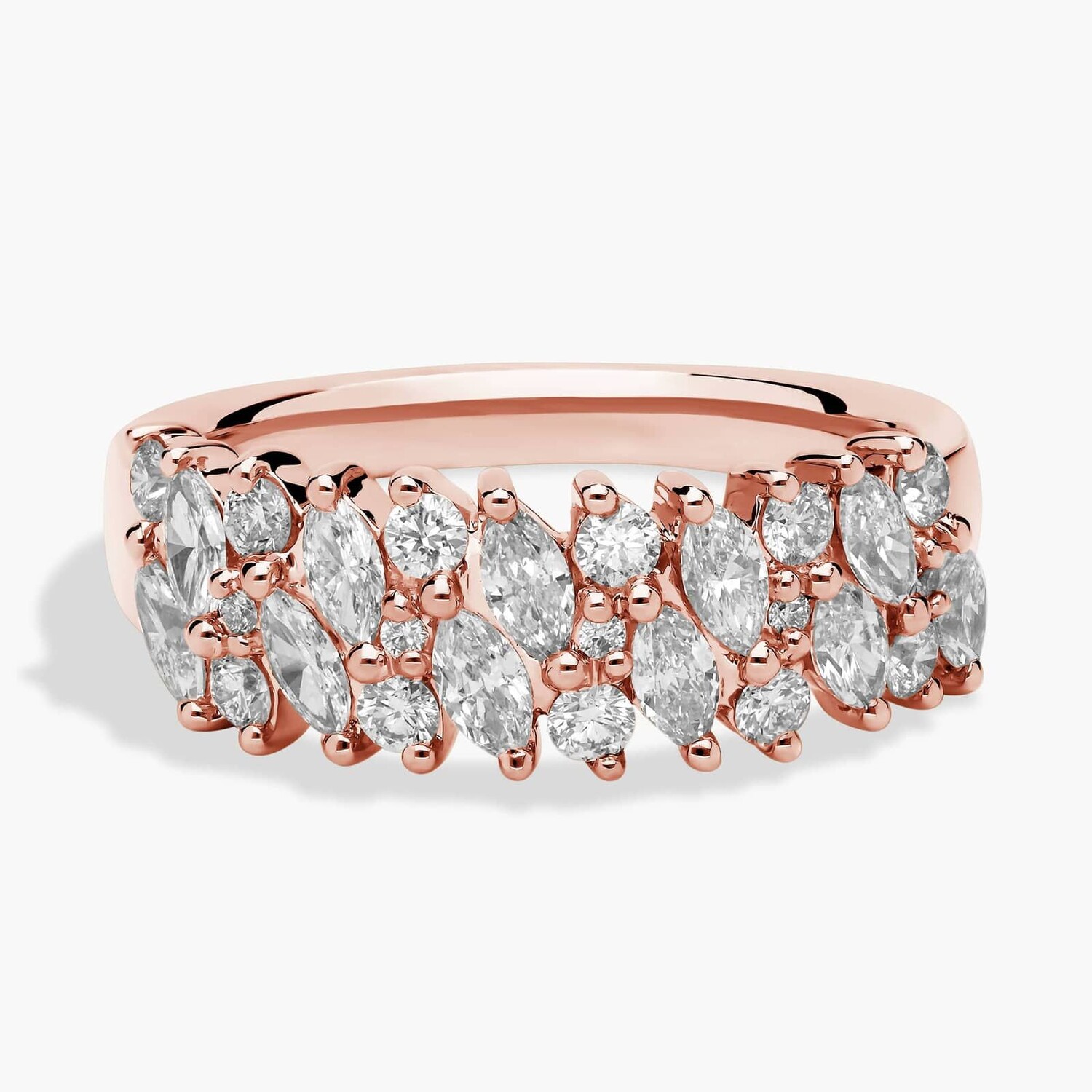 Романтичное многослойное кольцо с бриллиантами диагональной огранки «маркиз» из розового золота 14 карат (1 карат, двойной). Blue Nile
Романтичное многослойное кольцо с бриллиантами диагональной огранки «маркиз» из розового золота 14 карат (1 карат, двойной). Blue Nile